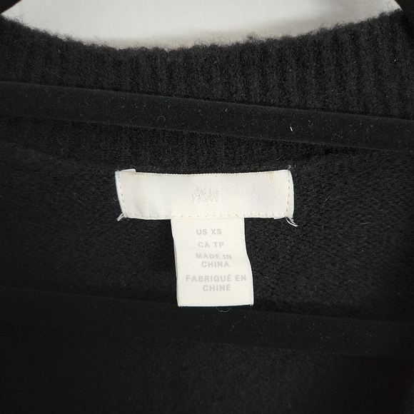 Black oversized sweater cardigan - Picture 2 of 3